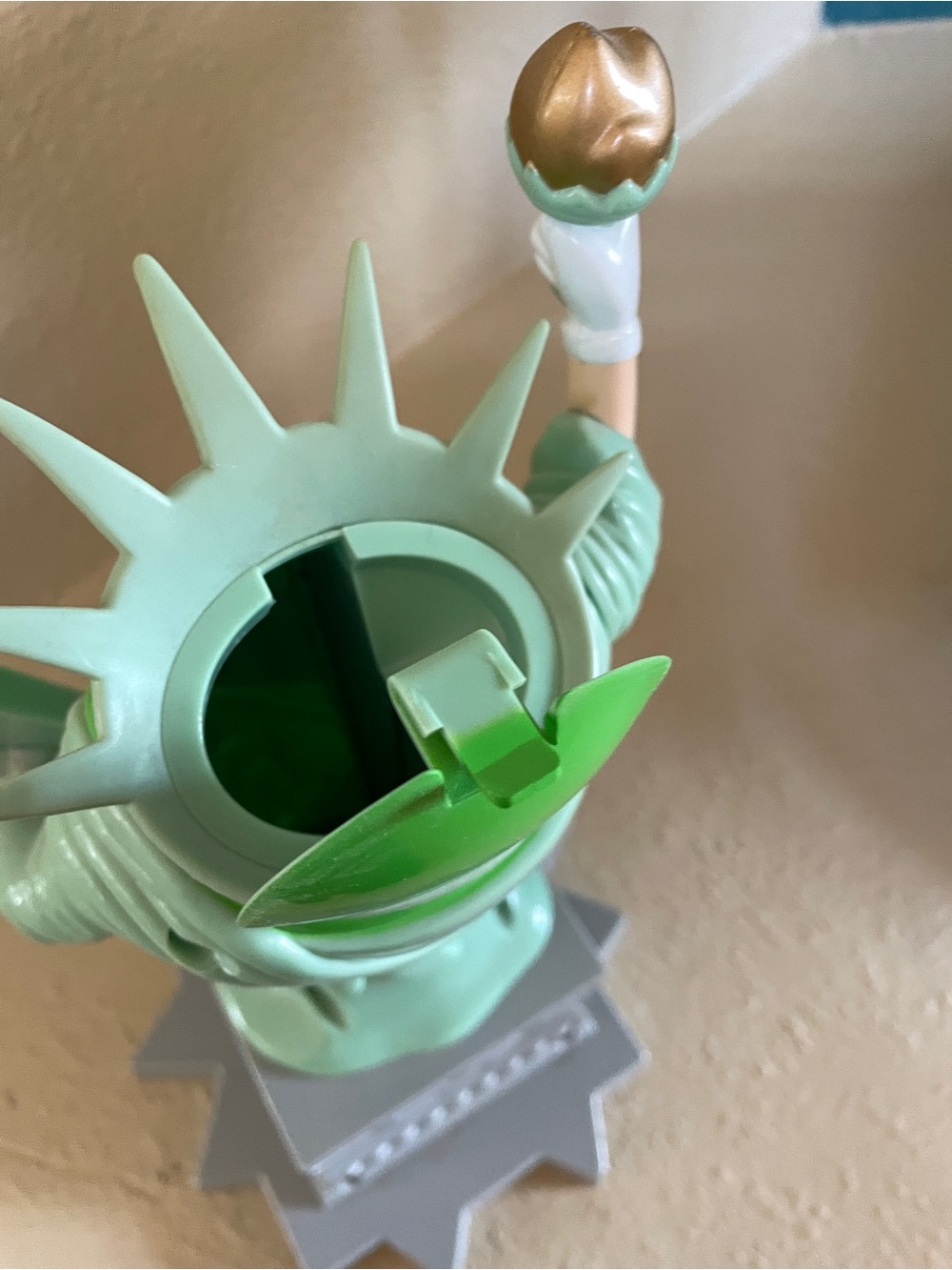 M&M'S Ms. Liberty Dispenser Base in Light Gray - Picture 4 of 5